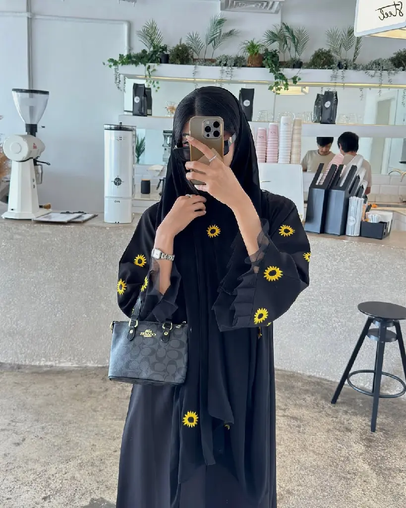 عبايات الريتاج🇴🇲✨ 24.webp