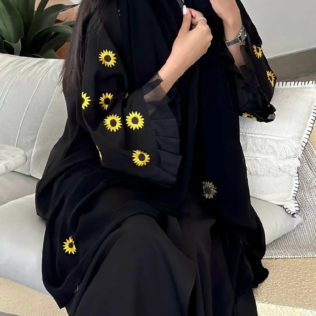 عبايات الريتاج🇴🇲✨ 26.webp