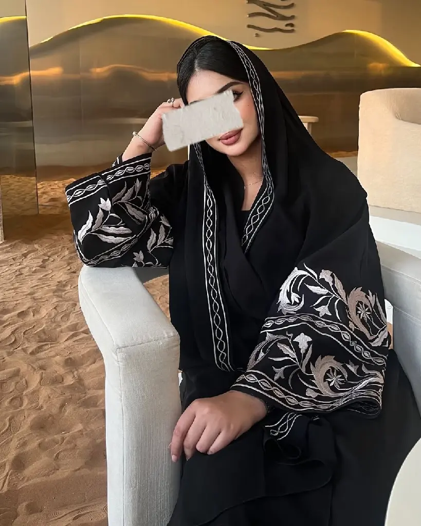 عبايات الريتاج🇴🇲✨ 37.webp